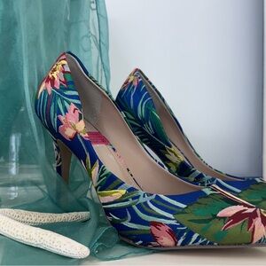 Charles by  Charles David new note box 7.5